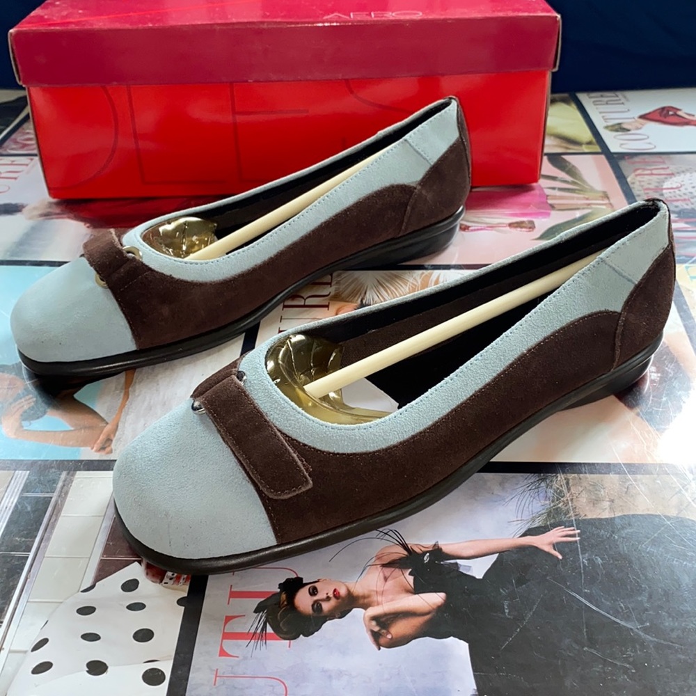 Aerosole Pajama style blue suede flats 6.5